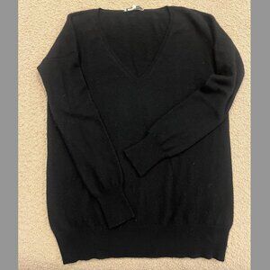 Barrow & Grove Black Cashmere Oversized V-neck Sweater, Size XS